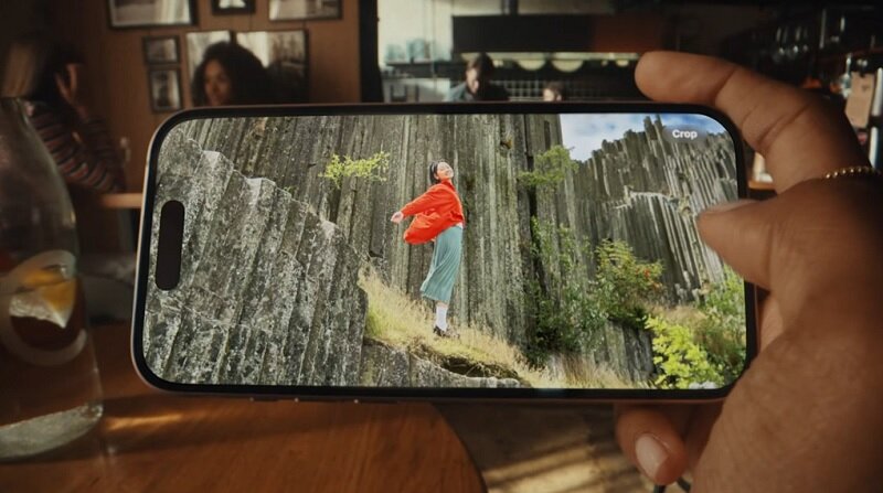 Điện thoại iPhone 15 Plus 512GB màn hình