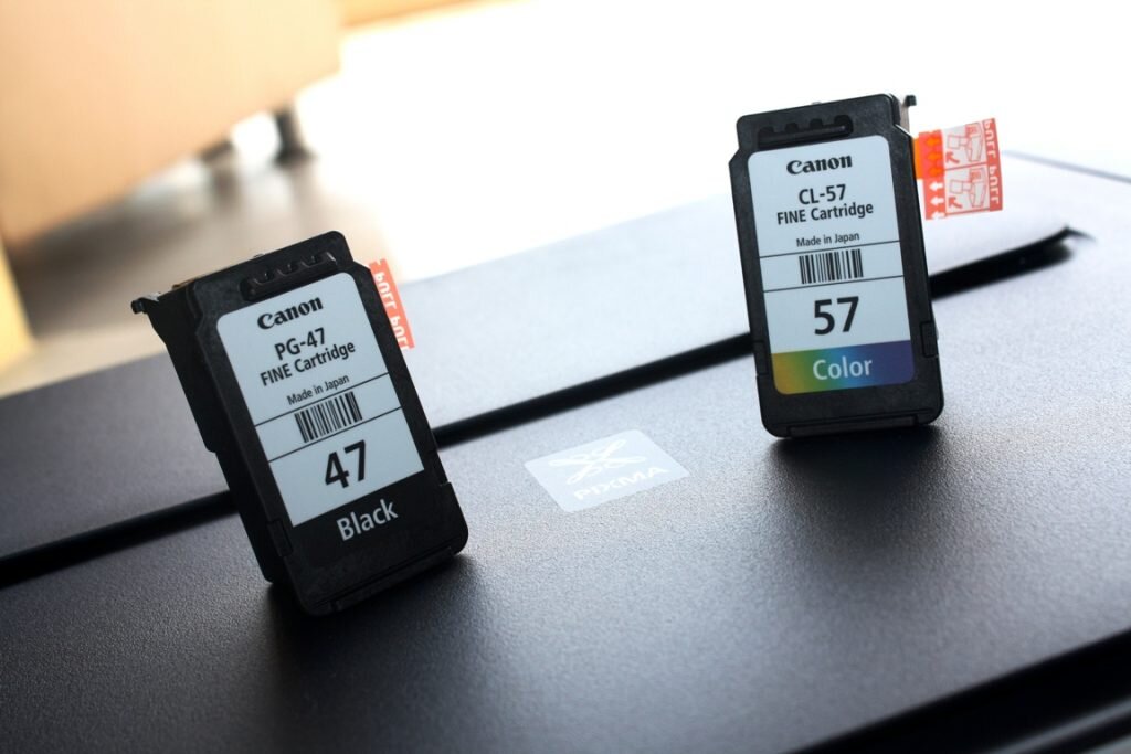 Mực in Canon CL 57
