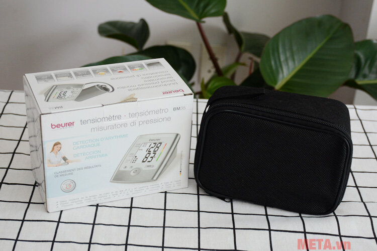 Máy đo huyết áp bắp tay Beurer BM-35