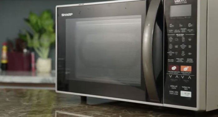 lò vi sóng Sharp R-C900VN(S) có thiết kế hiện đại