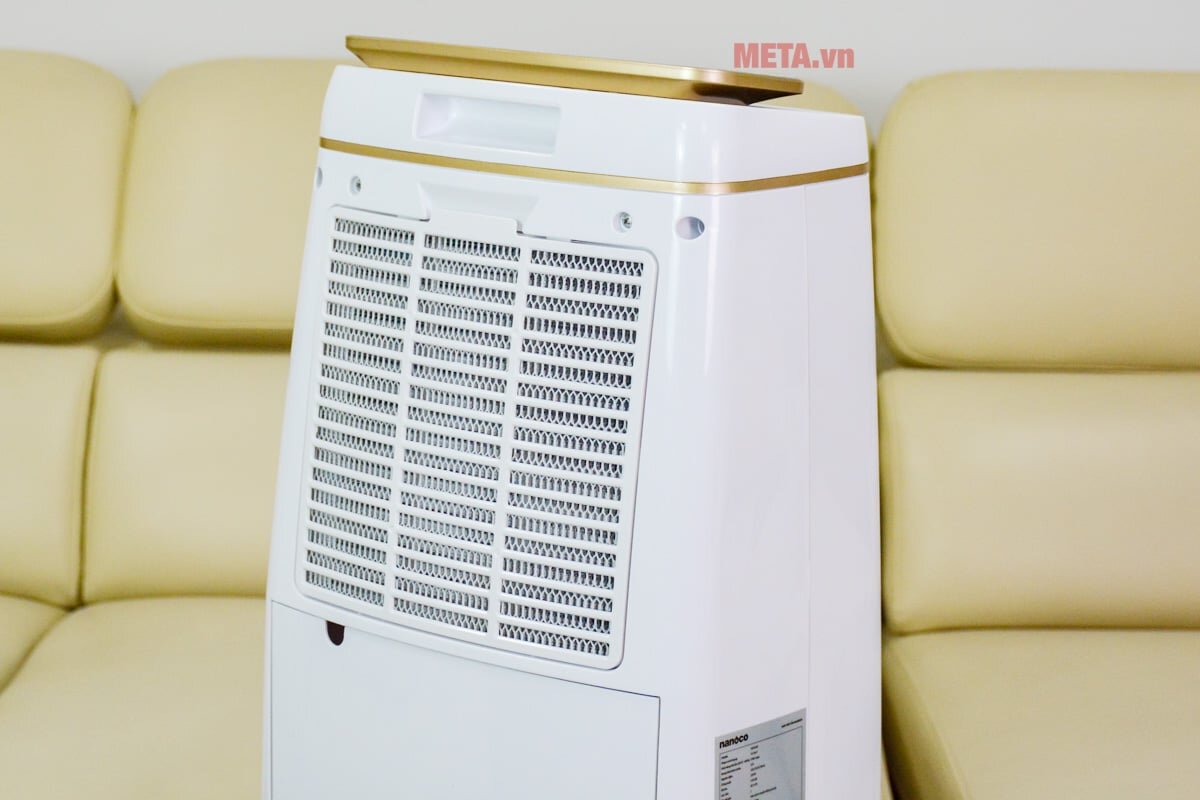 Máy hút ẩm Nanoco NDH102 hỗ trợ thanh lọc không khí nhờ màng lọc thô