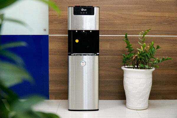Máy lọc nước FujiE WD7500C sử dụng tại văn phòng Máy lọc nước FujiE WD7500C sử dụng tại văn phòng