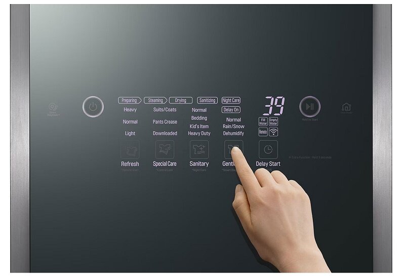 Tủ chăm sóc quần áo thông minh LG Styler S3MFC bảng điều khiển
