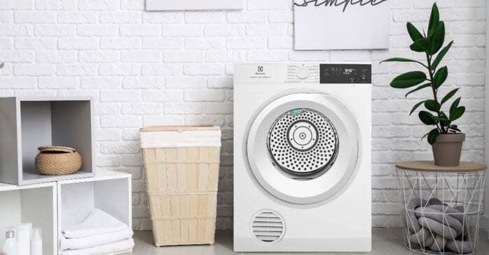 máy sấy thông hơi Electrolux 9kg EDS904H3WC có kiểu dáng hiện đại, sang trọng máy sấy thông hơi Electrolux 9kg EDS904H3WC có kiểu dáng hiện đại, sang trọng