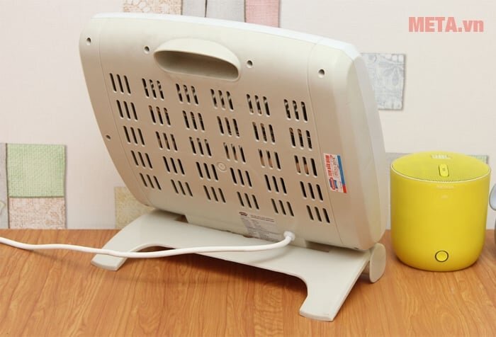 Mặt sau của đèn sưởi 2 bóng Halogen Sunhouse SHD7010