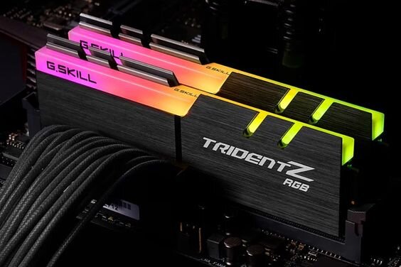 RAM Desktop G.Skill Trident Z RGB 16GB DDR4-3600MHz (F4-3600C18S-16GTZR) 39