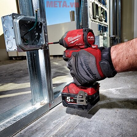 Máy vặn vít Milwaukee M18 FID2-502C