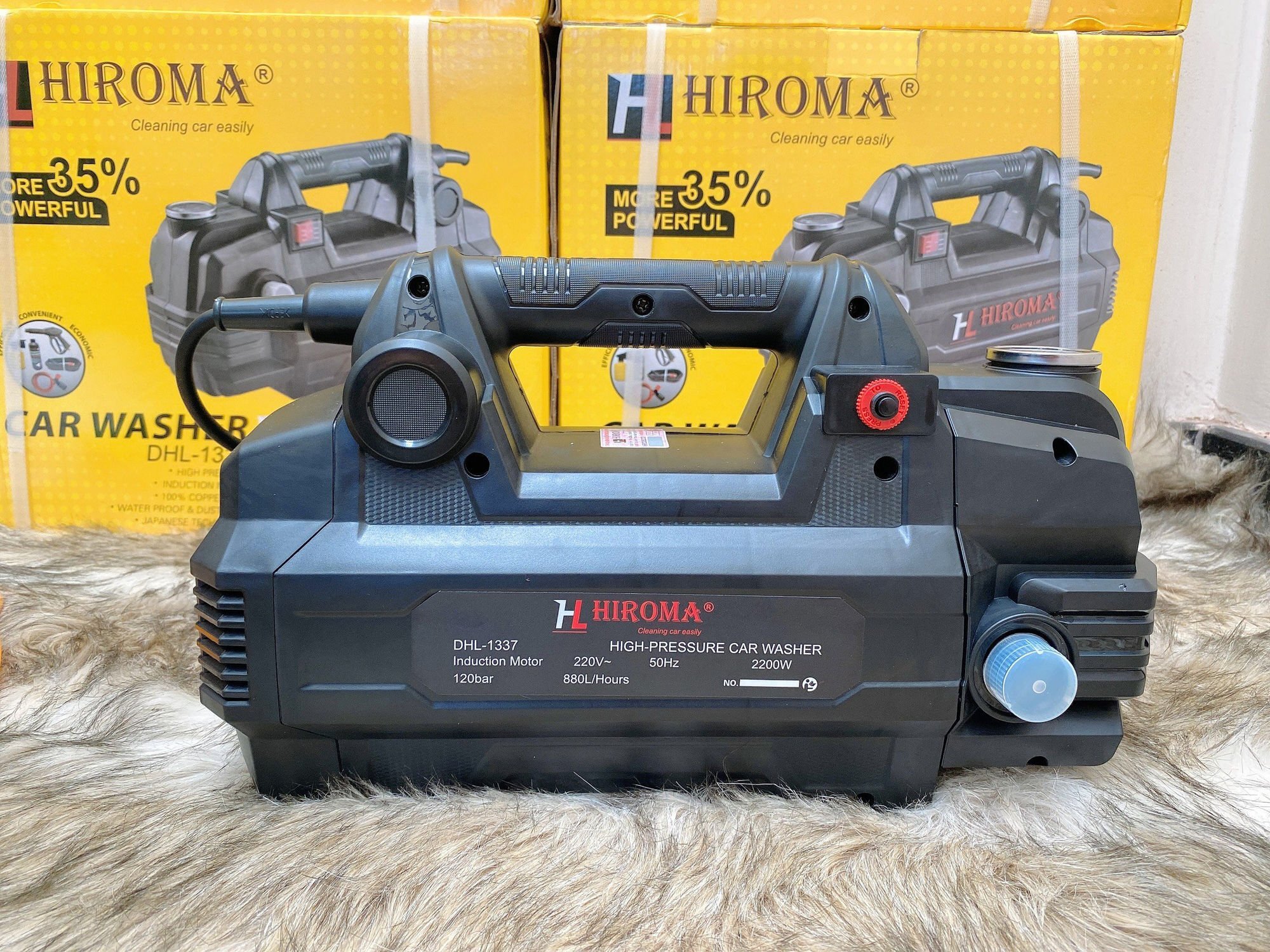 Máy rửa xe Hiroma  