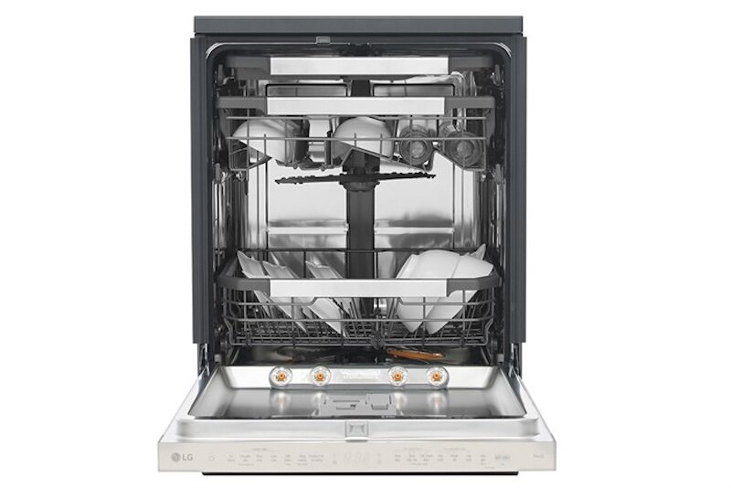 Máy rửa bát độc lập 14 bộ LG LDT14BGA3 sử dụng công nghệ rửa nước nóng