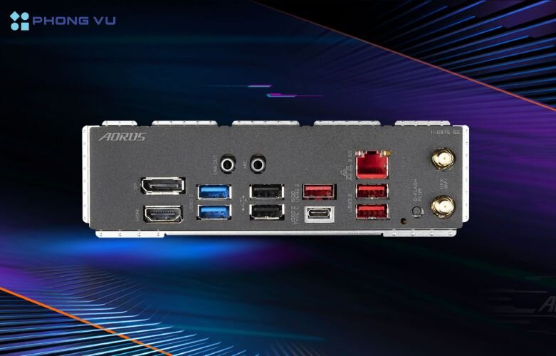 Về kết nối USB, mainboard cung cấp một loạt các tùy chọn hiện dại