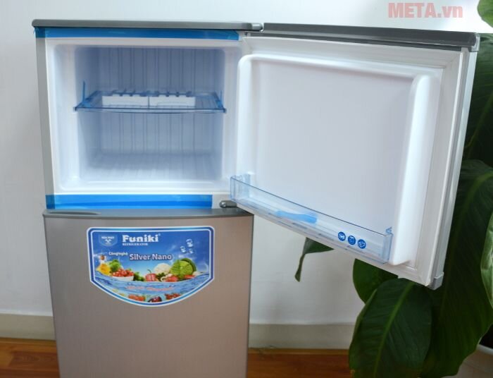 Tủ lạnh Funiki FR-135 DS 13 có hệ thống làm lạnh trực tiếp
