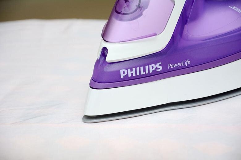 Bàn ủi hơi nước Philips GC2930 Bàn ủi hơi nước Philips GC2930