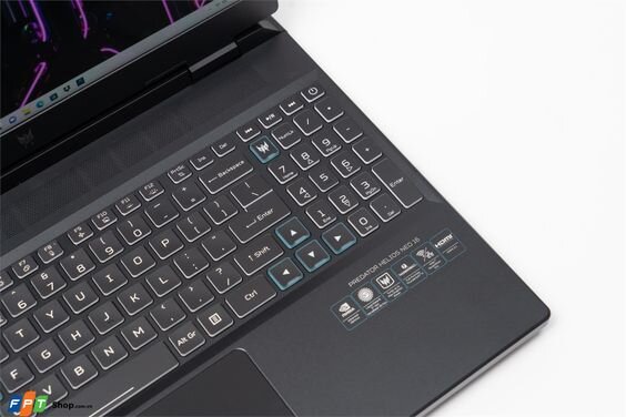 Acer Predator Helios Neo PHN16-71-7460