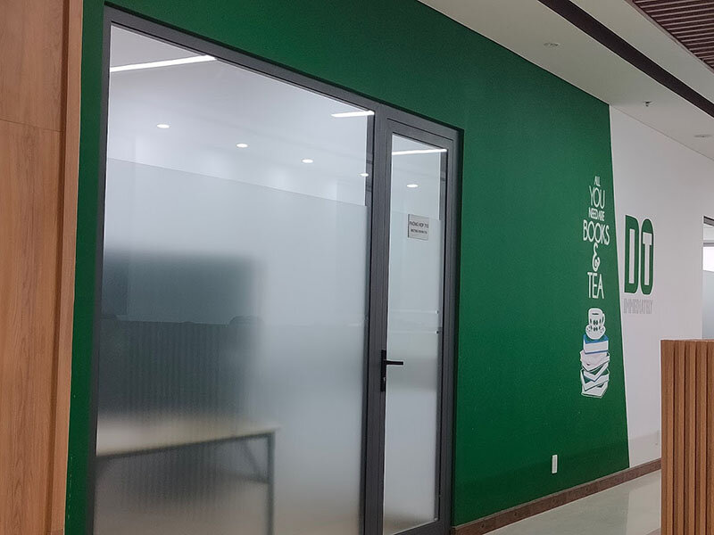 Điện thoại Realme XT - RAM 8 GB, 128GB, 6.4inch