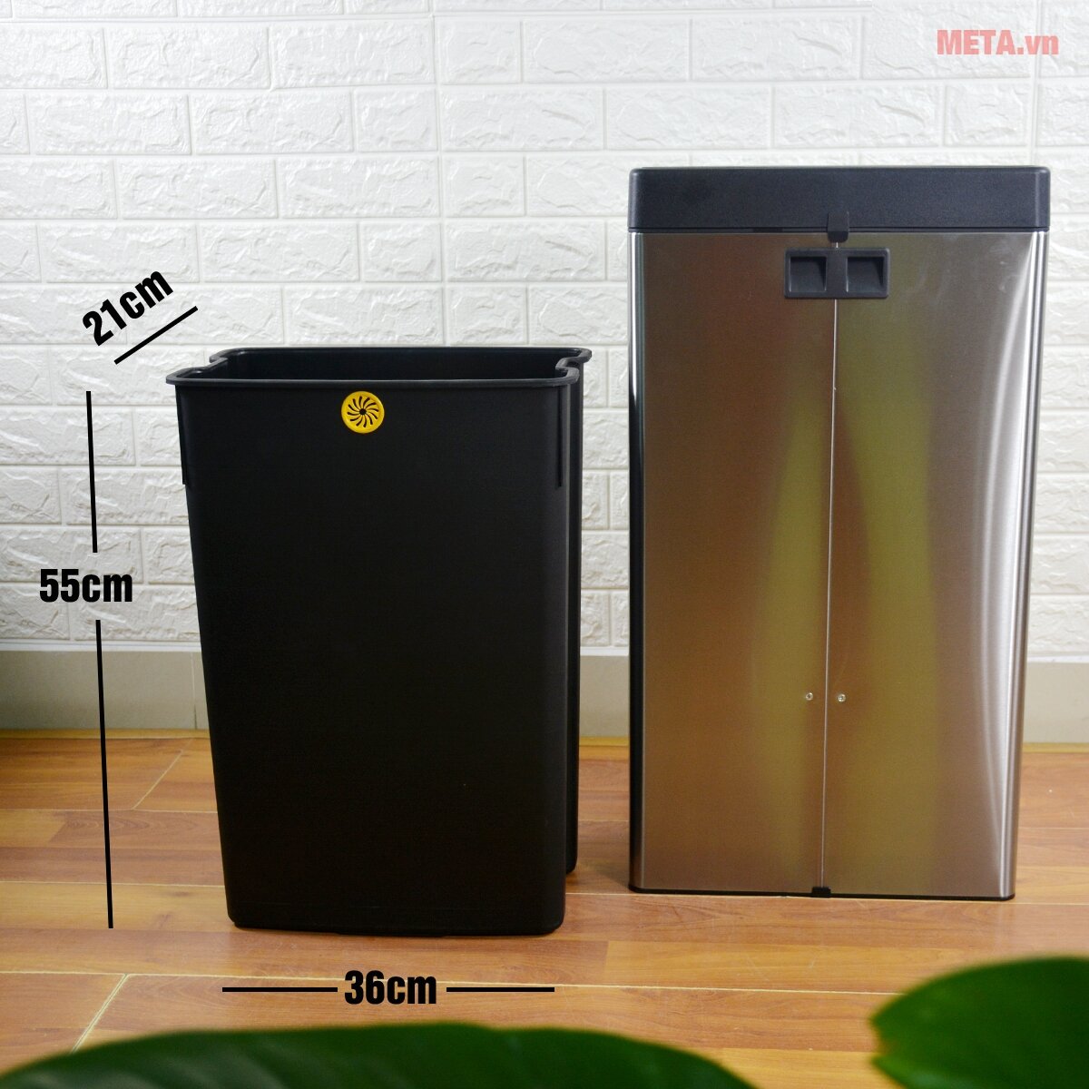 Thùng rác inox nhấn vuông lớn Fitis Mega STL2-901 - 40 lít