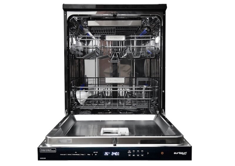 Máy rửa bát âm tủ 16 bộ Eurosun SMS82EU88B hoạt động rất hiệu quả
