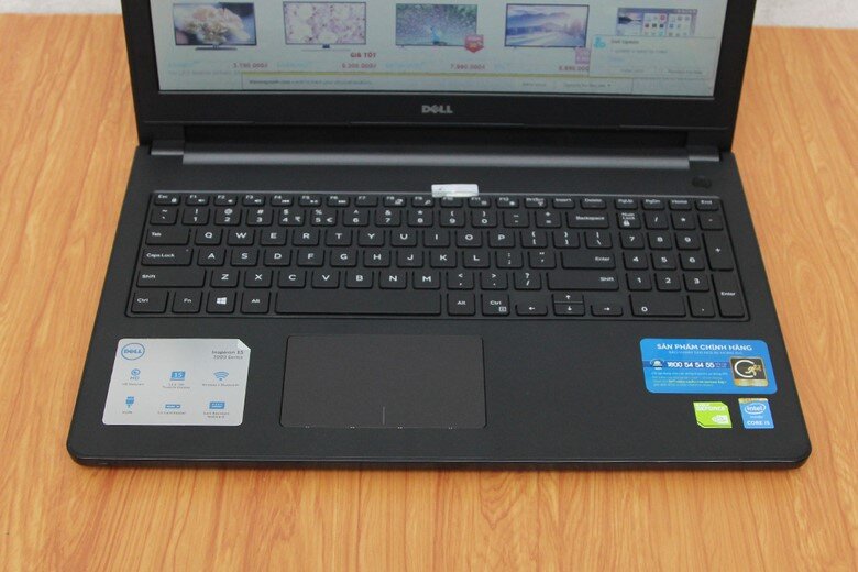 Dell Inspiron 3558 i5 5200U/4GB/500GB/2GB 820M/Win10 Dell Inspiron 3558 i5 5200U/4GB/500GB/2GB 820M/Win10