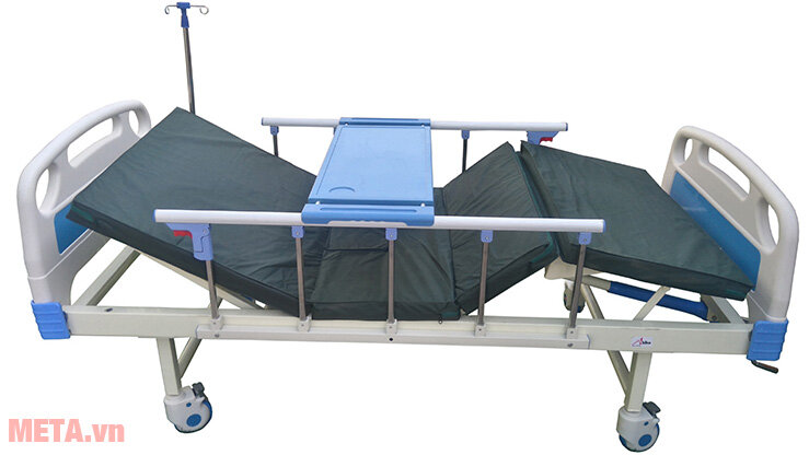 Giường bệnh nhân 2 tay quay Akiko A83