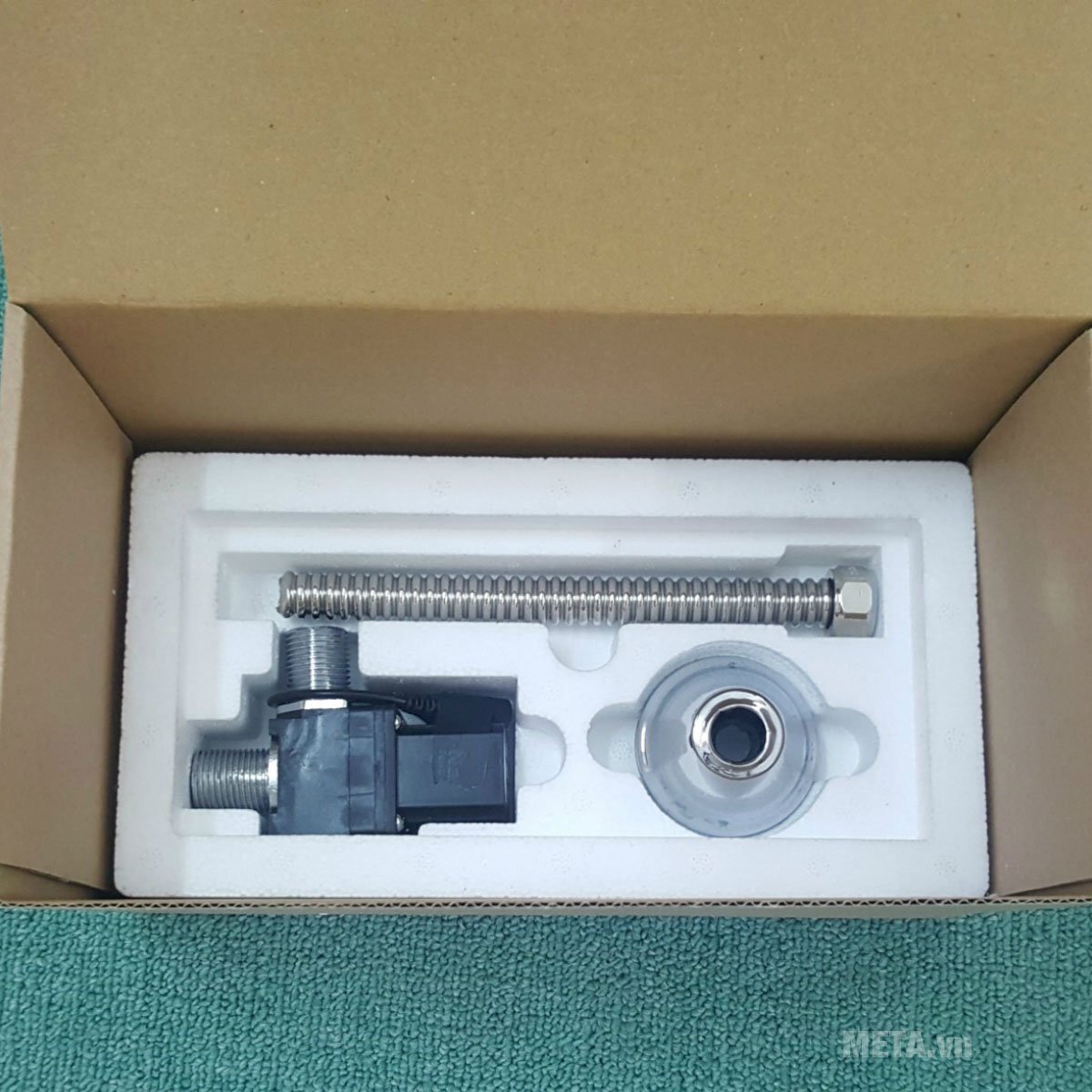 Van cảm ứng Smartech ST - V100 dễ dàng lắp đặt