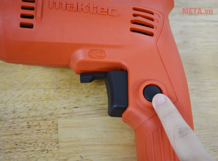 Máy khoan Maktec MT60