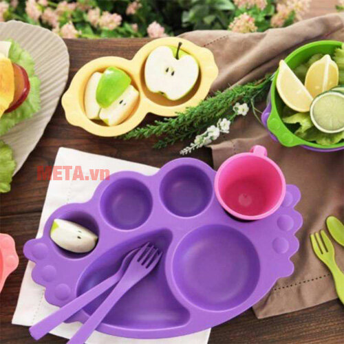 Set khay ăn và bộ thìa dĩa 2 món UINLUI