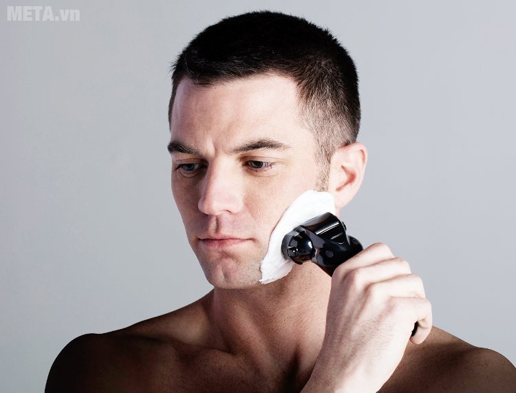 Máy cạo râu Panasonic ES-ST2N-K751