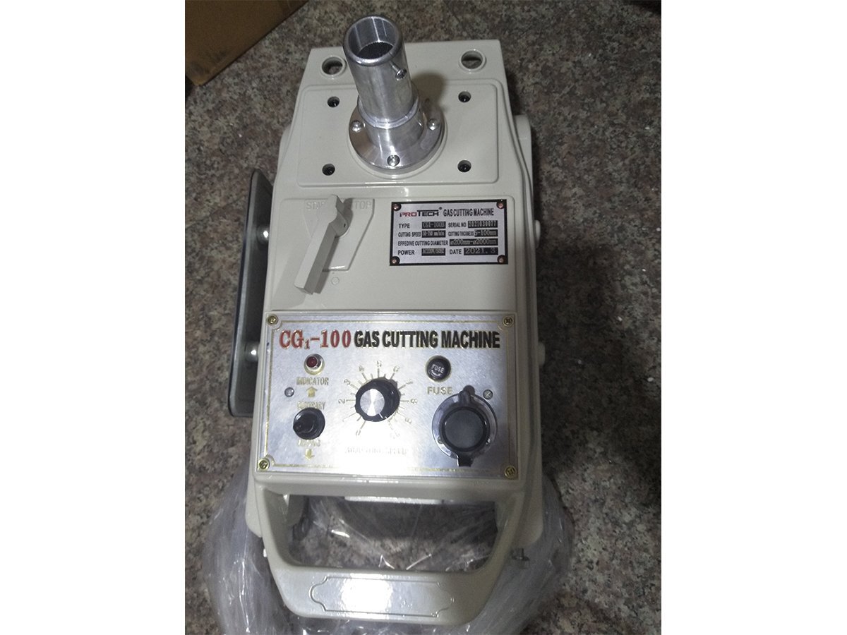 Thân máy chắc chắn Máy cắt kim loại dùng khí Protech CG1-100B