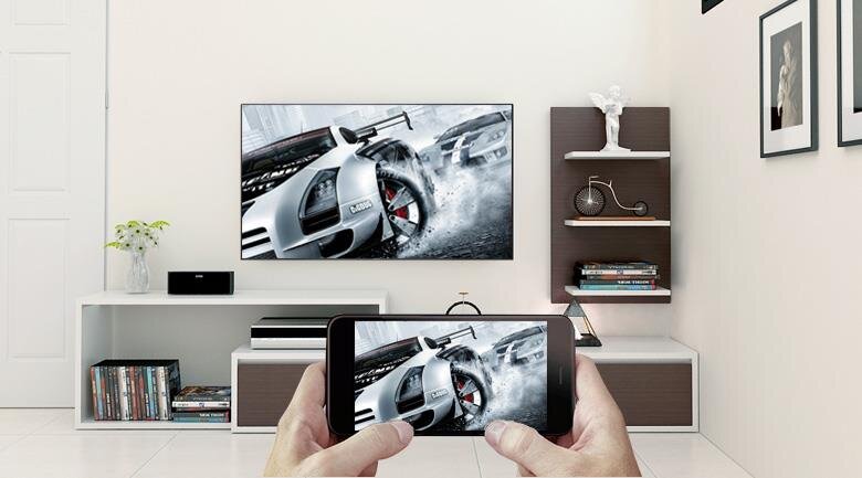 Smart Tivi Sony 4K HDR 70 inch KD-70X8300F Android 7.0, MXR 800