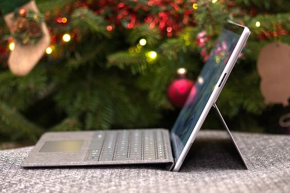 Microsoft Surface Pro 9 (ảnh 4)