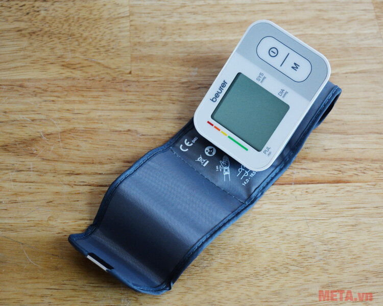 Máy đo huyết áp cổ tay Beurer BC28