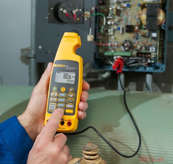 Ampe kìm Fluke 773