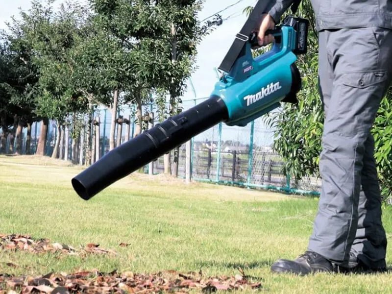 Máy được làm từ các vật liệu chắc chắn