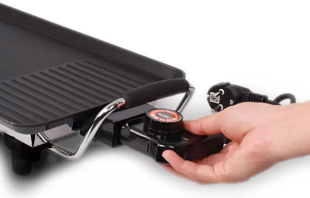 Công suất của bếp nướng điện Comet CM5665 1400W