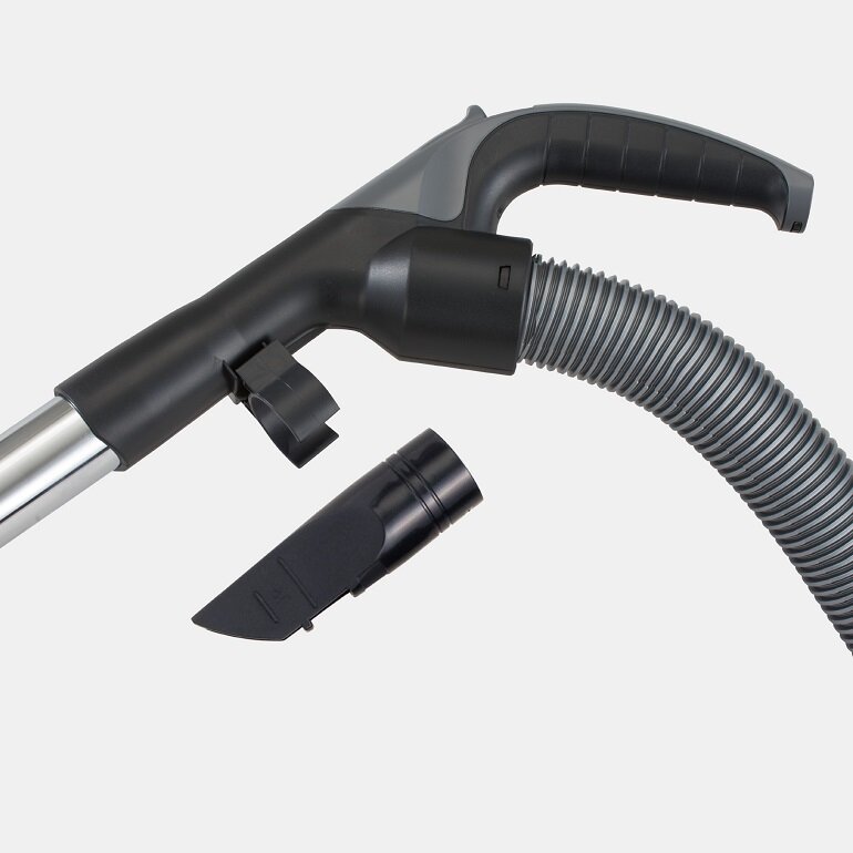 Máy hút bụi Panasonic MC-CL605KN49