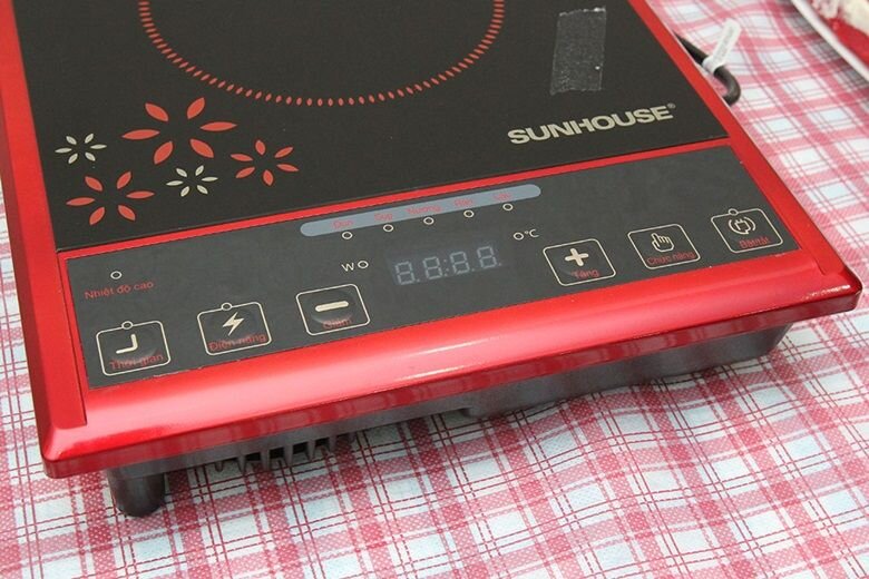 Bếp hồng ngoại Sunhouse SHD 6012