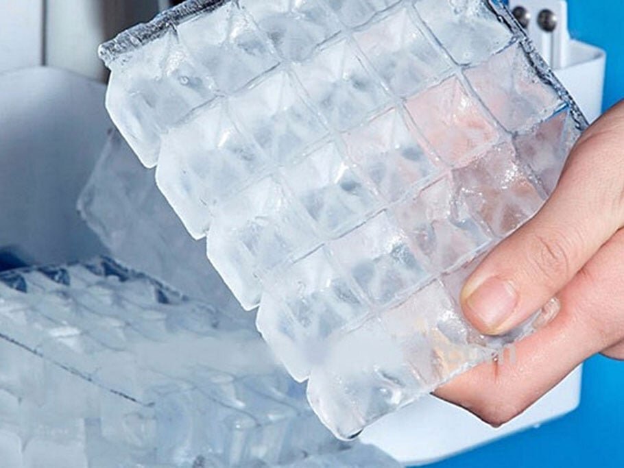 Máy làm đá viên Yubann 