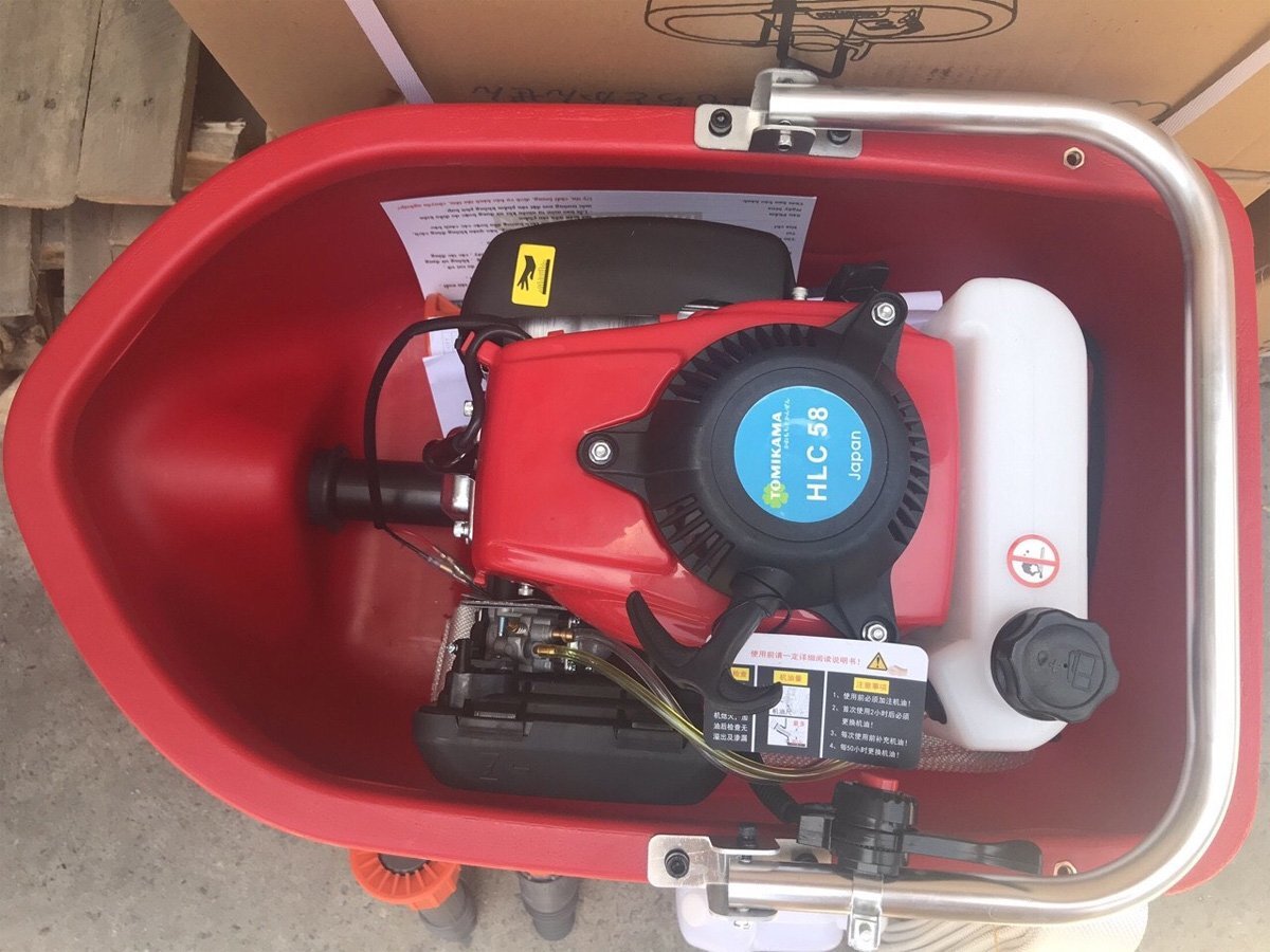 máy bơm thuyền chạy xăng 