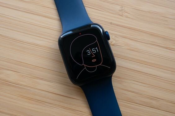 Apple Watch Series 6 GPS 44mm viền nhôm dây cao su