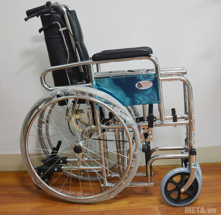 Xe lăn đa năng Lucass X7 (~X7A) - Xe lăn có bô, ngả và tay phanh