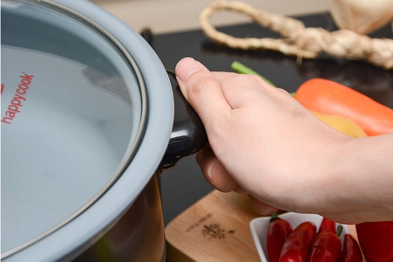 Nồi lẩu năng lượng điện Happycook HCHP-300A 2.8 lít Nồi lẩu năng lượng điện Happycook HCHP-300A 2.8 lít