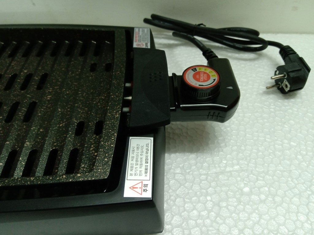 Cookin KEP-CM101 chỉnh được 5 mức nhiệt Cookin KEP-CM101