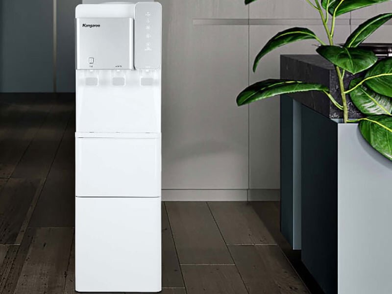 Cây nước nóng lạnh Kangaroo KG65A3 sở hữu kiểu dáng hiện đại