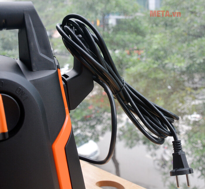 Máy rửa xe Btec BT70PA