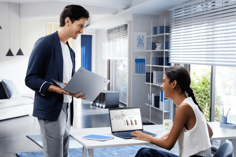 Khung máy được chế tác từ hợp kim nhôm nguyên khối