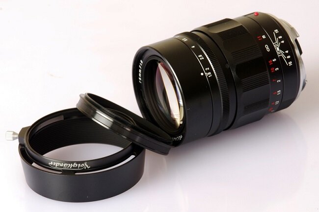 Ống Kính Voigtlander Heliar Classic 75mm F1.8