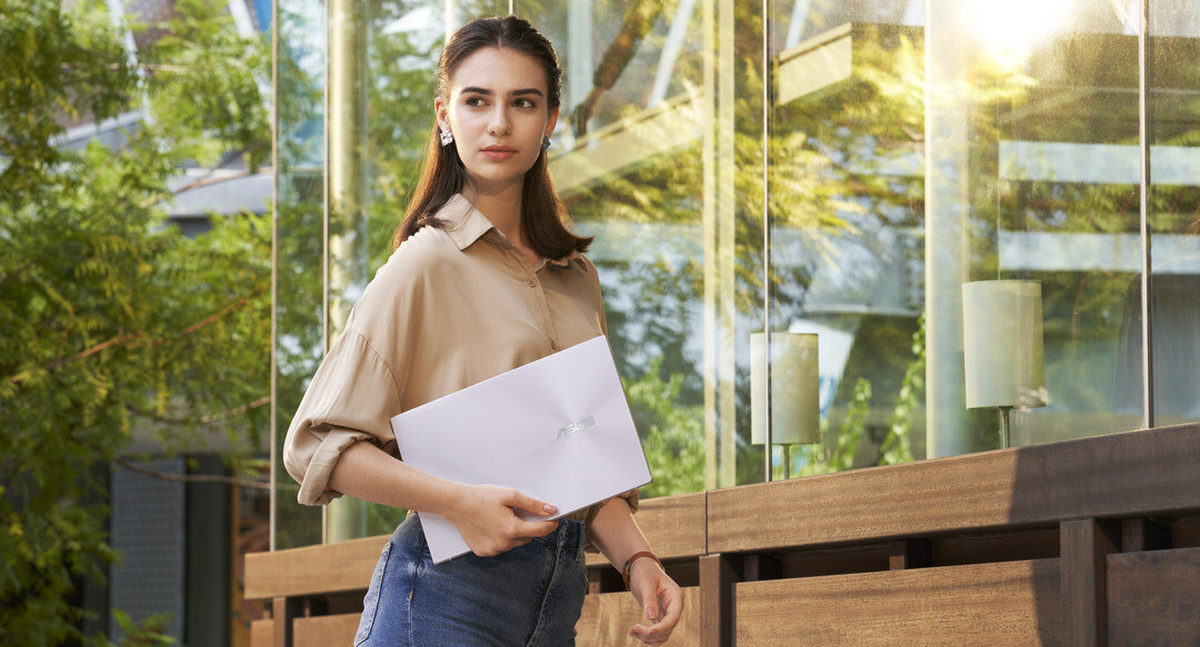 Laptop Asus Zenbook UX425EA-KI883W