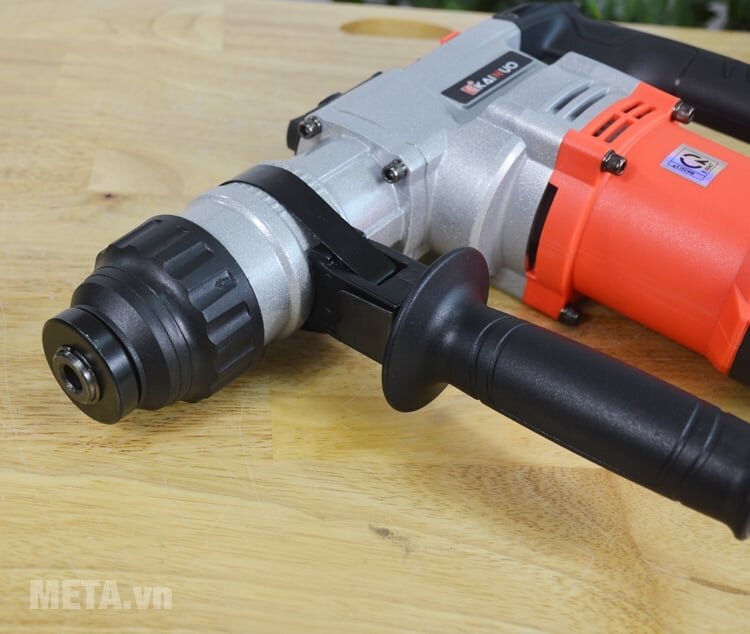 Đầu lắp mũi khoan vào máy khoan búa