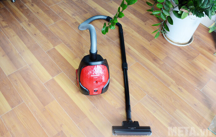 Máy hút bụi Panasonic MC-CG373RN46 - 1800W