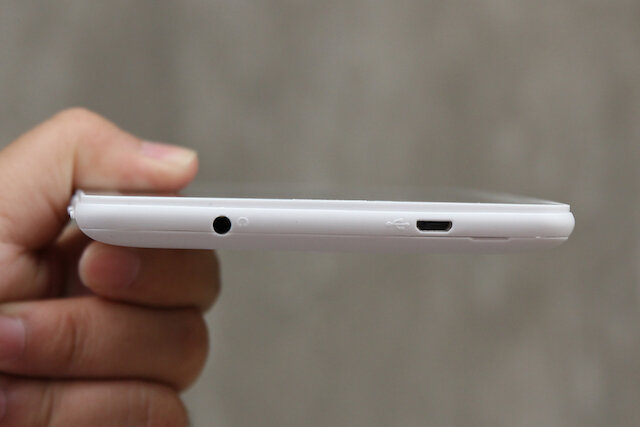 Máy tính bảng MOBELL TAB 7C