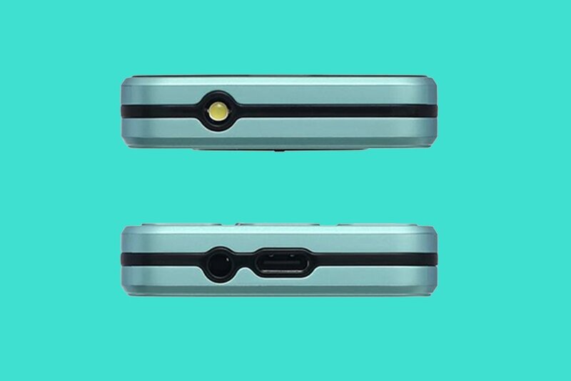 Đèn pin tích hợp lại cực kỳ hữu ích khi bạn cần ánh sáng